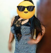 Cam girl - puta in Navi Mumbai