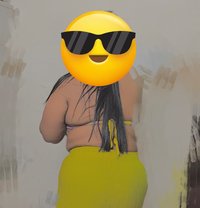 Cam woman - escort in Kochi
