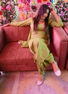 Seerat Maan - Transsexual escort in Chandigarh Photo 5 of 6