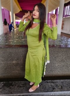 Seerat Maan - Transsexual escort in Chandigarh Photo 6 of 6