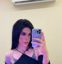 Rina maGic - Transsexual escort in Jeddah Photo 11 of 11