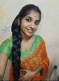 Sefali Varma - escort in Kochi Photo 2 of 5