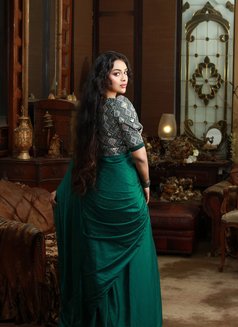 Sehani Perera - escort agency in Colombo Photo 22 of 23