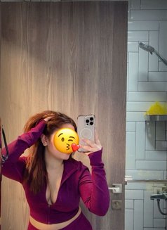 Sehar Young Model - escort in Dubai Photo 1 of 8