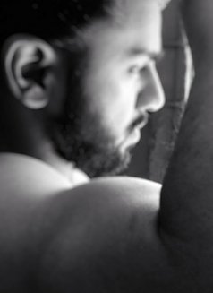 Sehroor in Gurugram 🥂 - Male escort in Gurgaon Photo 3 of 3