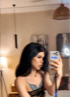 Seif-š¤ - Transsexual escort in Jeddah Photo 7 of 8
