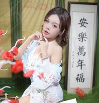 Seina - escort in Dubai Photo 4 of 6