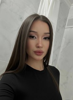 Selen - escort in İstanbul Photo 4 of 6