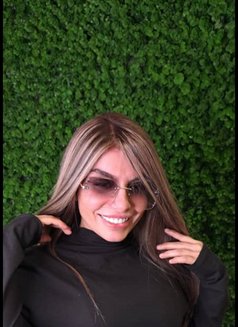 Selen - escort in Muscat Photo 8 of 8