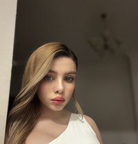 Selen - escort in Muscat