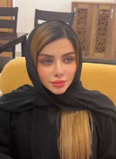 Selen - escort in Muscat Photo 5 of 5