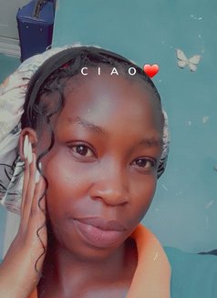 Selen - Masajista in Nairobi Photo 2 of 2