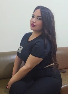 Selen - escort in Beirut Photo 6 of 6