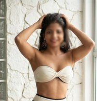 Selena - masseuse in Lisbon