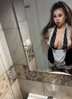 Selena - puta in Antwerp Photo 4 of 4