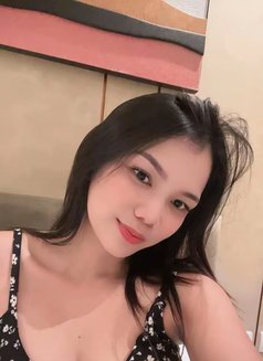 Selena - escort in Dubai Photo 1 of 6