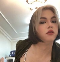 Selena - Transsexual escort in Abu Dhabi
