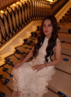 Selena Hyper - escort in Jakarta Photo 3 of 5