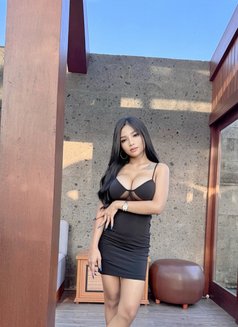 Selena - puta in Bali Photo 7 of 9