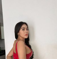 Selena Karim - puta in Jakarta