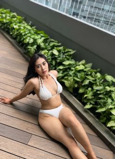 Selena Karim - escort in Jakarta Photo 4 of 7