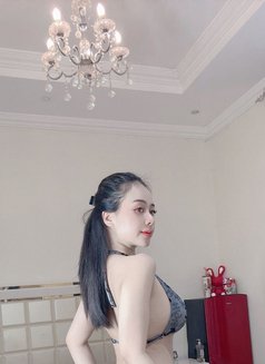 Selena new and young full services - puta in Dubai Photo 5 of 10