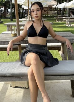 Selena Petite Girl - puta in Bali Photo 9 of 10