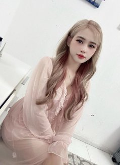 Selena - escort in Bangalore Photo 5 of 6