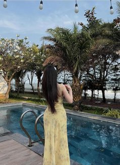 Selena - escort in Colombo Photo 6 of 6