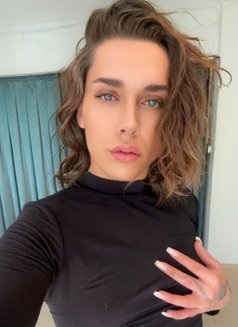 Selenay - Acompañantes transexual in İstanbul Photo 2 of 11