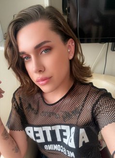 Selenay - Acompañantes transexual in İstanbul Photo 10 of 11