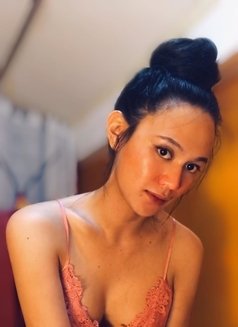 SELENE - Girlfriend Experience - Transsexual escort in Hong Kong Photo 3 of 12