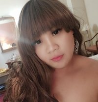 Selfia Shemale Cute and Sexy - Transsexual escort in Jakarta