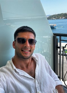 Selim XXL - Male escort in Riyadh Photo 5 of 6