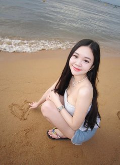 Selin - escort in Bali Photo 4 of 5