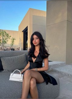VIP Selin - puta in İstanbul Photo 1 of 6