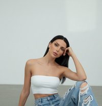 Selin - escort in Muscat