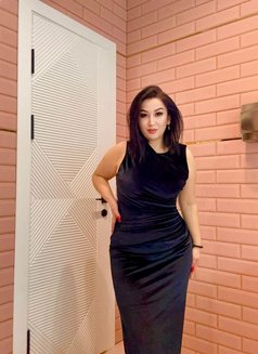 Selina - escort in Ho Chi Minh City Photo 4 of 8