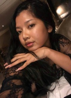 Selina - escort in Ho Chi Minh City Photo 3 of 6