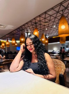 Selina Fernando - escort in Colombo Photo 4 of 9