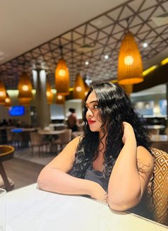 Selina Fernando - escort in Colombo Photo 5 of 9