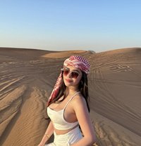 Selina - puta in Dubai