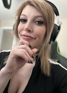 Selina Gabriella - escort in Sydney Photo 8 of 14