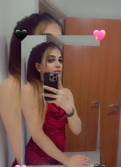 Selina Independent With Place in Delhi - escort in New Delhi Photo 1 of 11