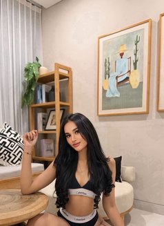 Selina - escort in Bali Photo 6 of 14