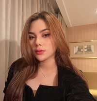 Selina - puta in Al Juffair