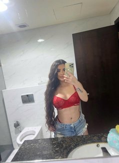 Selina Vip Outcall ⚜️⚜️ - escort in Al Manama Photo 2 of 5