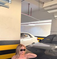 Seline - escort in Doha