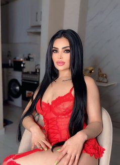 Celine سيلين - escort in Dubai Photo 2 of 6