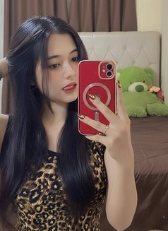 Selly good full massage service - puta in Jakarta Photo 2 of 7